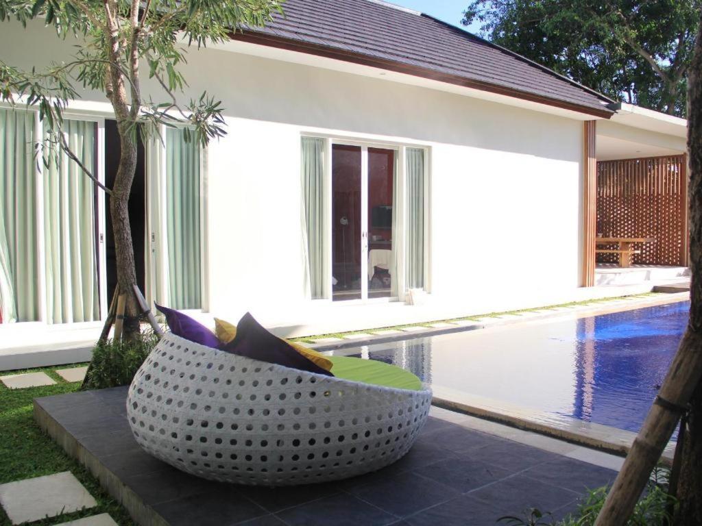 The Vinhill Studio Bali Apartment Екстериор снимка