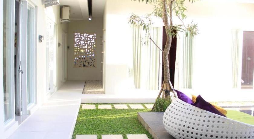 The Vinhill Studio Bali Apartment Екстериор снимка